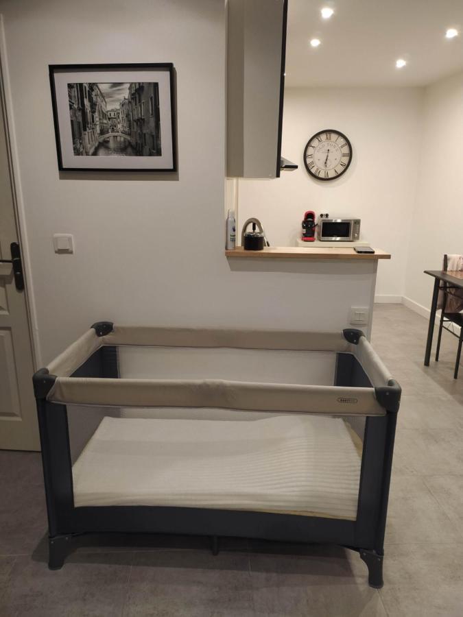 Studio Autonome Cosy A Paris Cdg Vaudherland Exterior photo